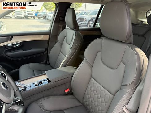 Used 2026 Volvo XC90 B6 Plus AWD/4WD image 25
