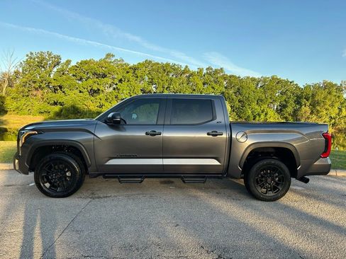 Used 2024 Toyota Tundra SR5 w/ SR5 Premium Package image 2