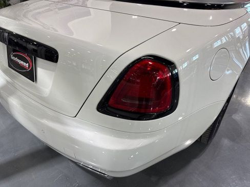 Used 2017 Rolls-Royce Dawn image 39