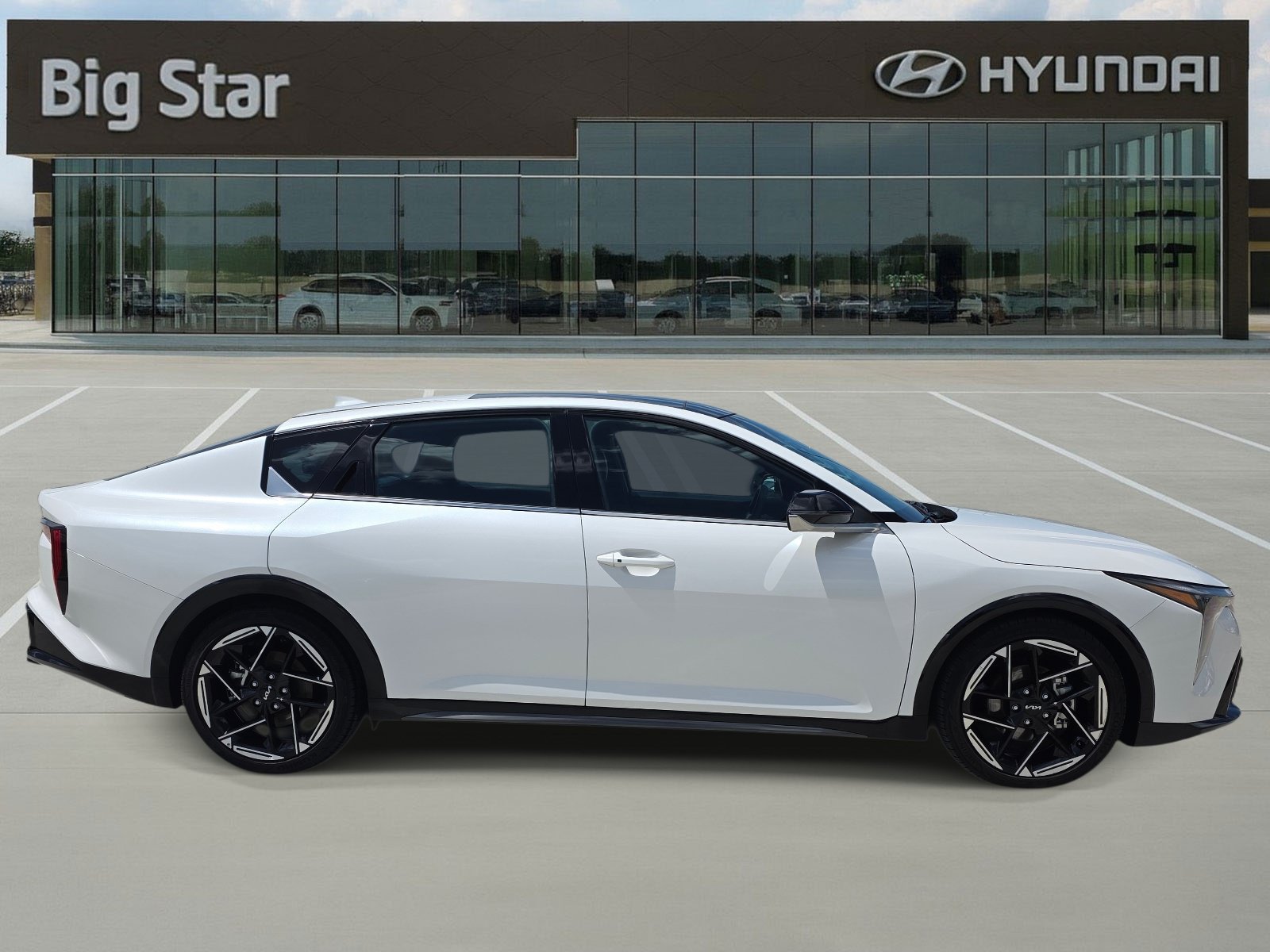 Used 2025 Kia K4 GT-Line Turbo w/ GT-Line Premium Package FWD image 5
