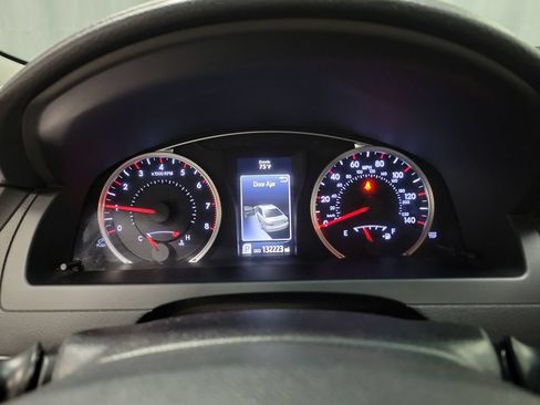Used 2017 Toyota Camry SE FWD image 23