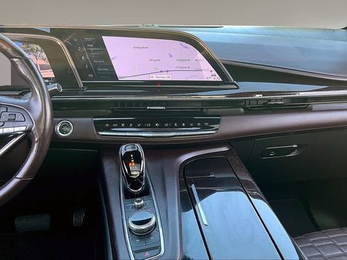 Used 2023 Cadillac Escalade Sport Platinum RWD image 6