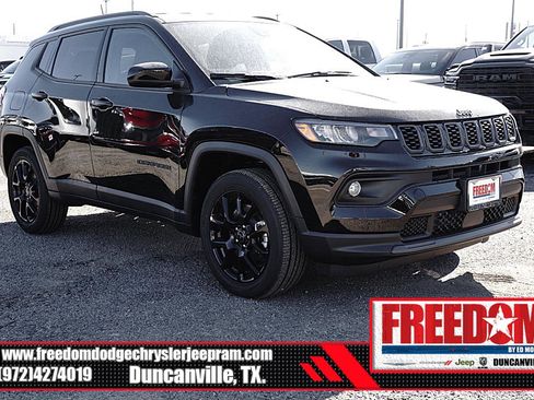 New 2026 Jeep Compass Latitude image 7