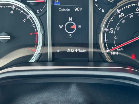 Used 2024 Toyota 4Runner TRD Pro AWD/4WD image 35