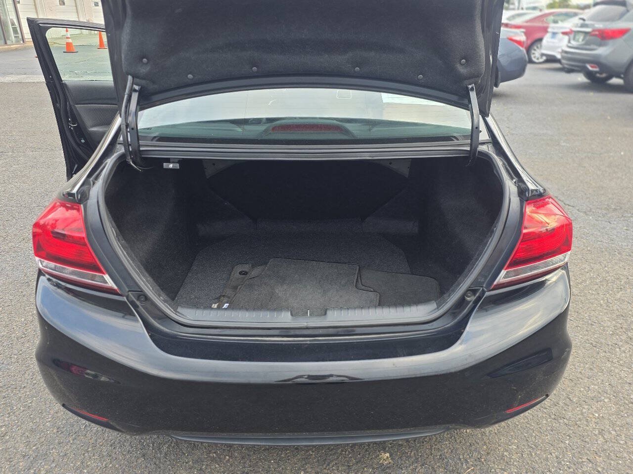 Used 2015 Honda Civic SE image 22