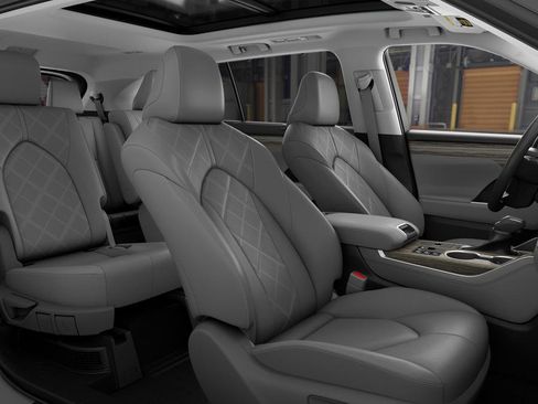New 2026 Toyota Highlander Platinum image 20