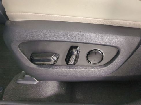 Used 2025 Lexus NX 300h AWD w/ Accessory Package (K3) image 23