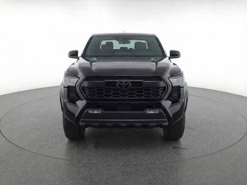 Used 2025 Toyota Tacoma TRD Off-Road w/ TRD Off Road Upgrade Package image 7