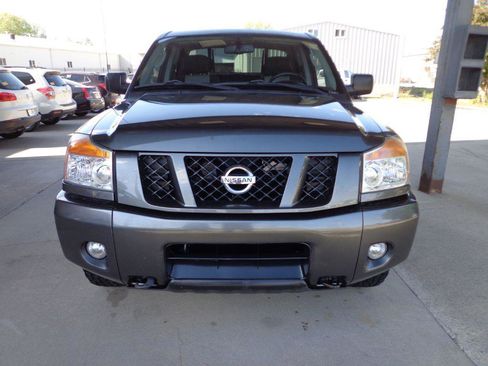 Used 2011 Nissan Titan PRO-4X AWD/4WD image 2