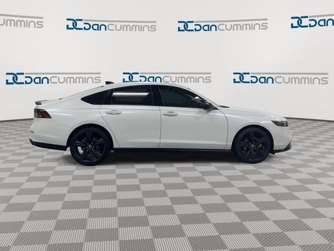 Used 2024 Honda Accord Sport image 9
