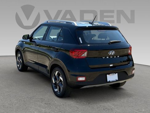 New 2026 Hyundai Venue SEL FWD image 20
