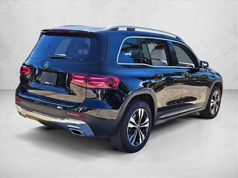 New 2026 Mercedes-Benz GLB 250 image 2