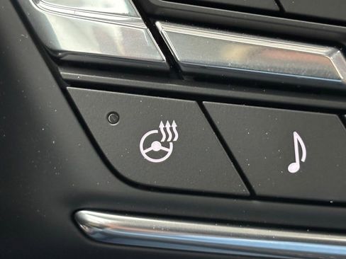 New 2025 Buick Envision Preferred image 9