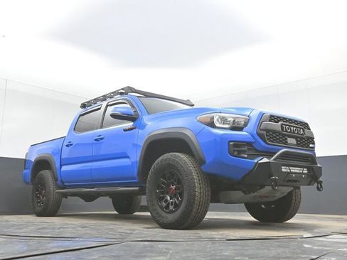 Used 2019 Toyota Tacoma TRD Pro AWD/4WD image 43