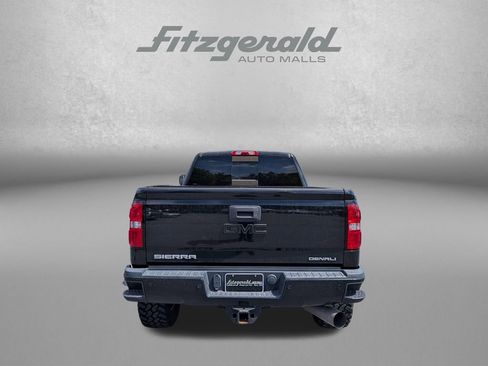 Used 2017 GMC Sierra 2500 Denali w/ Duramax Plus Package image 6