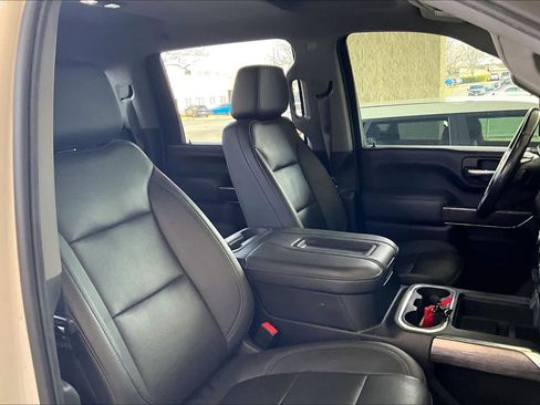 Used 2021 Chevrolet Silverado 2500 LTZ w/ LTZ Plus Package image 9