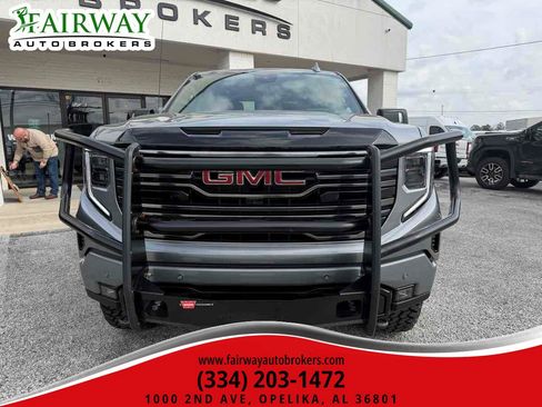 Used 2026 GMC Sierra 1500 AT4 w/ AT4 Premium Package AWD/4WD image 2