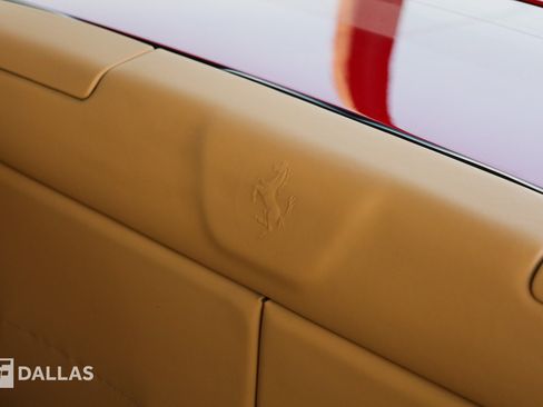 Used 2010 Ferrari California RWD image 34