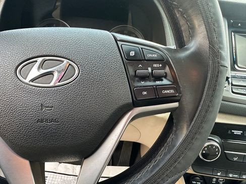 Used 2016 Hyundai Tucson Sport image 22