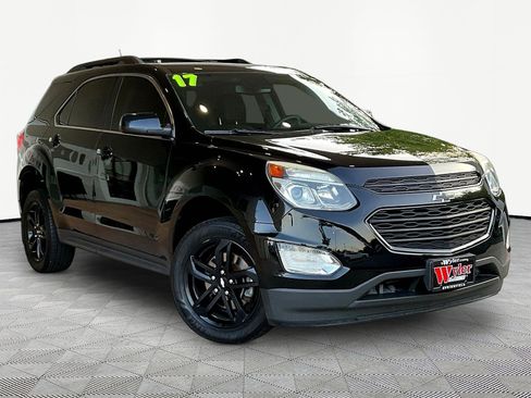 Used 2017 Chevrolet Equinox LT w/ Midnight Edition FWD image 3