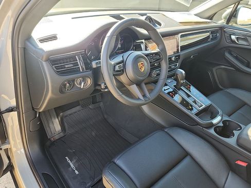 New 2026 Porsche Macan Turbo image 4