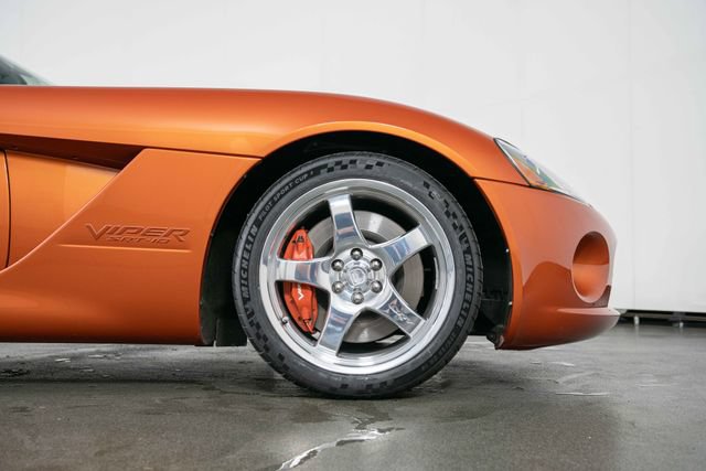 Used 2005 Dodge Viper SRT-10 w/ Copperhead Edition Group RWD image 11