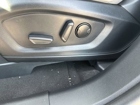 New 2026 Ford Explorer Active w/ Active Comfort Package image 16