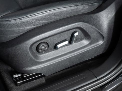 Used 2014 Audi SQ5 Prestige image 16