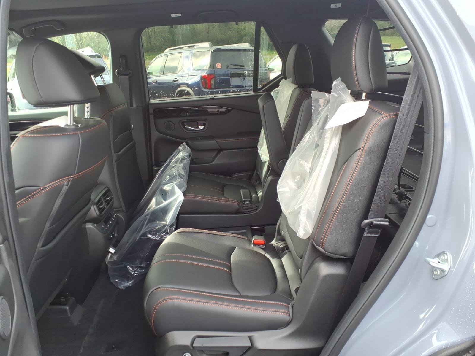 New 2026 Honda Pilot TrailSport image 10