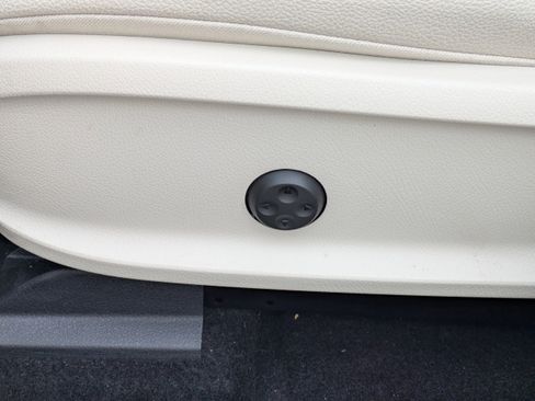 Certified 2023 Mercedes-Benz EQB 350 4MATIC SUV image 25