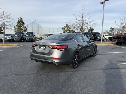 Used 2024 Nissan Sentra SV image 8