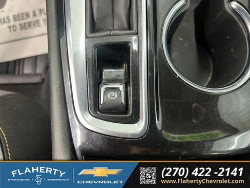 Used 2023 Chevrolet Equinox Premier AWD/4WD image 34