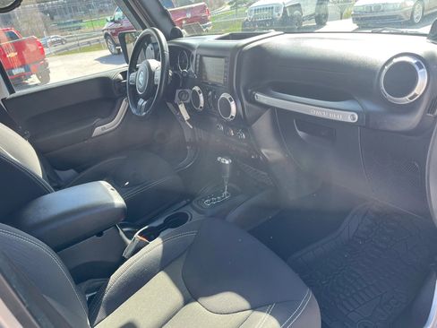 Used 2014 Jeep Wrangler Unlimited Sahara w/ Dual Top Group image 11