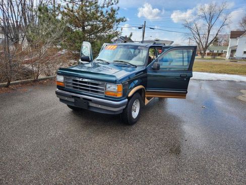 Used 1994 Ford Explorer Eddie Bauer image 3