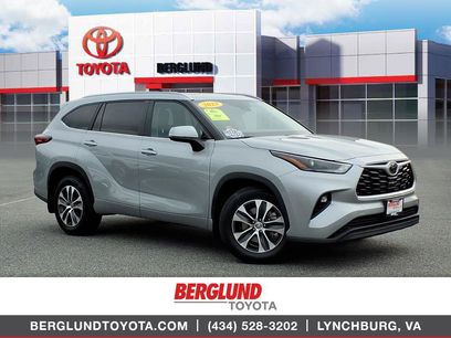 Used 2023 Toyota Highlander XLE