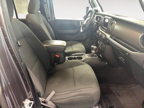 Used 2021 Jeep Wrangler Unlimited Sport AWD/4WD image 4
