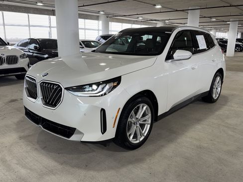 Certified 2025 BMW X3 xDrive30i image 4