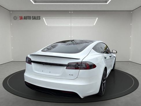 Used 2021 Tesla Model S Plaid image 5
