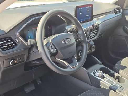 Used 2025 Ford Escape Active AWD/4WD image 15