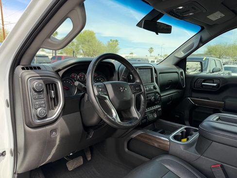 Used 2020 Chevrolet Silverado 1500 RST w/ Diesel Off-Road Package AWD/4WD image 18
