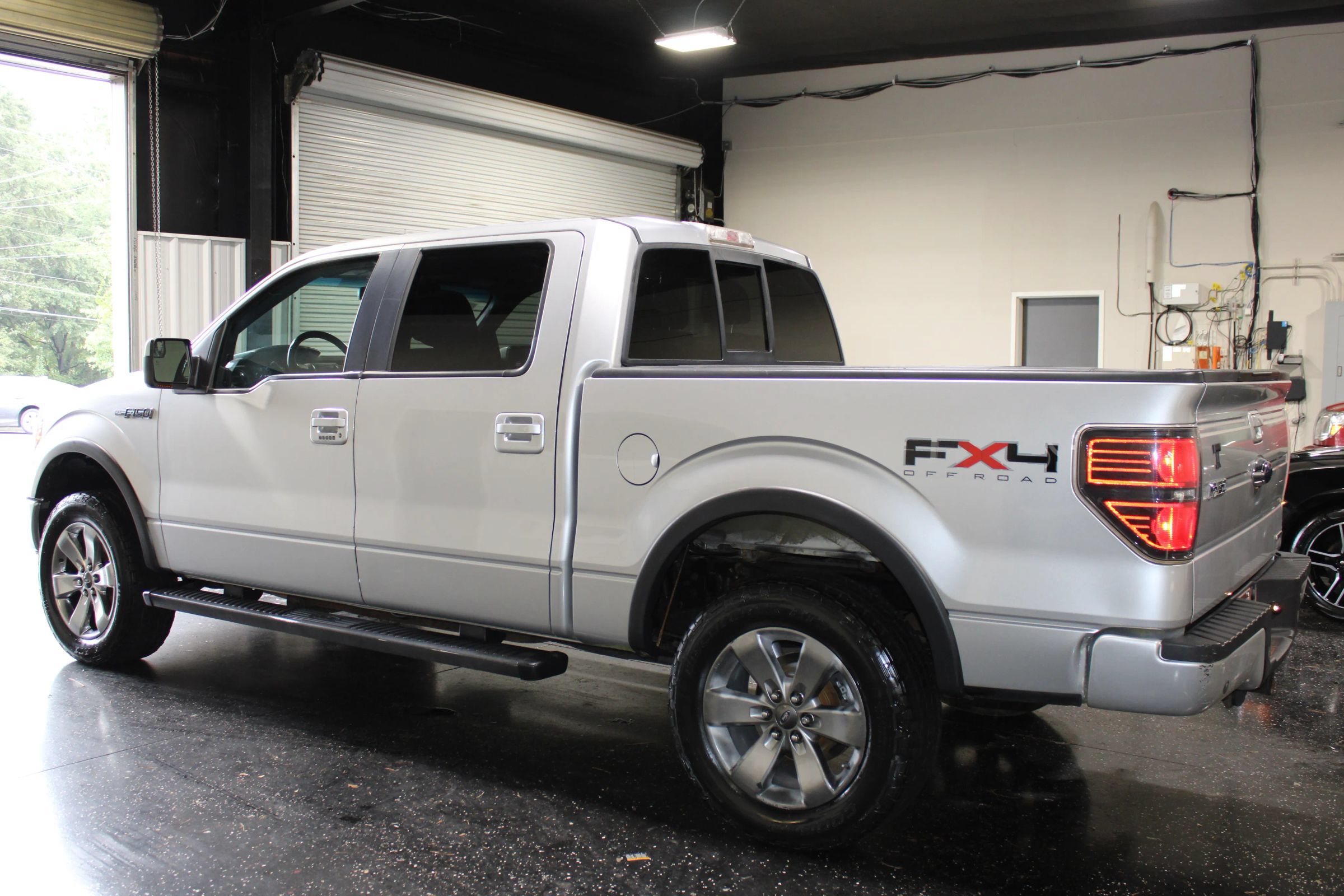 Used 2011 Ford F150 FX4 w/ FX Luxury Pkg AWD/4WD image 6