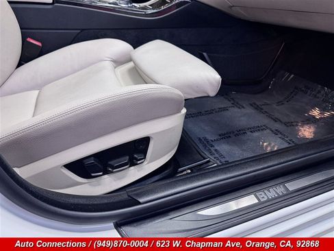 Used 2012 BMW 528i Sedan RWD image 29