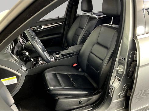 Used 2013 Mercedes-Benz C 300 4MATIC Sedan image 19