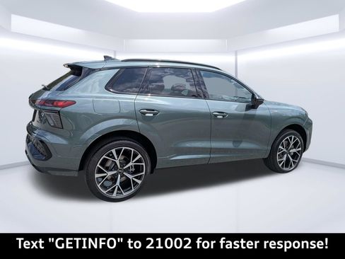 New 2026 Audi Q3 quattro 2.0T AWD/4WD image 3
