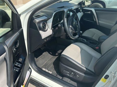Used 2018 Toyota RAV4 Limited w/ Protection Package AWD/4WD image 17