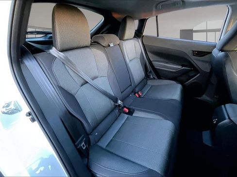 Used 2024 Subaru Crosstrek 2.0i Premium image 23