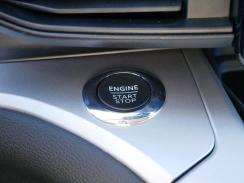 Certified 2022 Ford Explorer XLT w/ Class IV Trailer Tow Package image 21