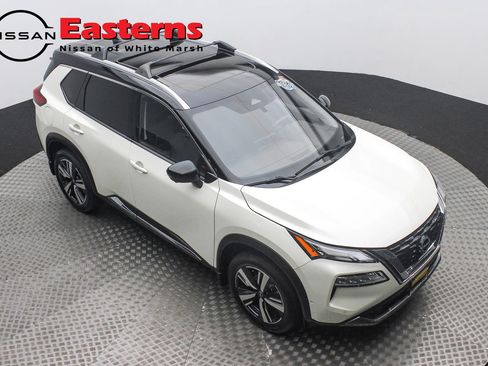 Used 2023 Nissan Rogue SL w/ SL Premium Package AWD/4WD image 3
