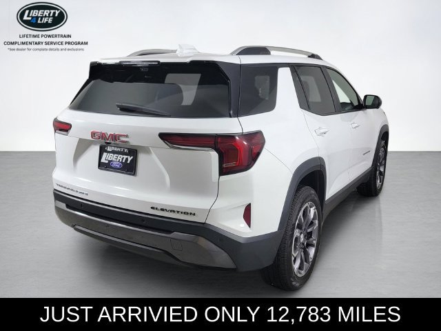 Used 2026 GMC Terrain Elevation w/ Elevation Premium Package AWD/4WD image 3