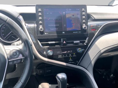 Used 2024 Toyota Camry XLE w/ Navigation Package FWD image 7